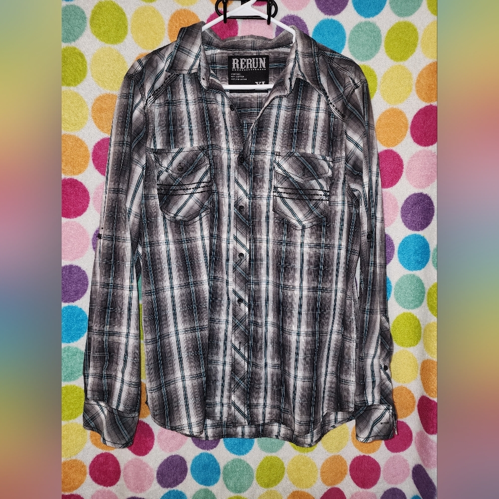Rerun Button Down